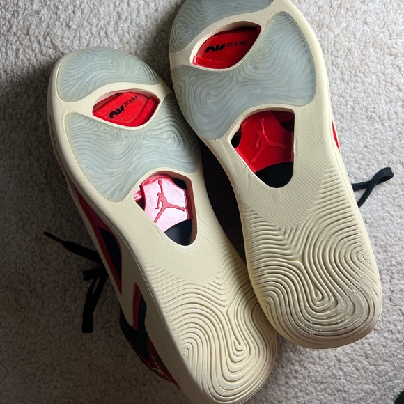 New Jordan Tatum 1 Zoo - Picture 4 of 6